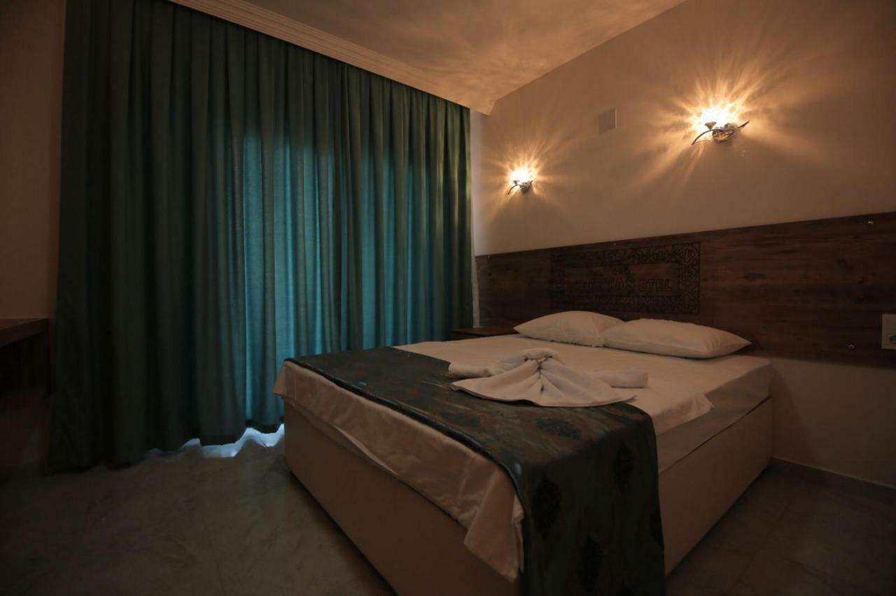 Mut Grand Tas Otel מראה חיצוני תמונה